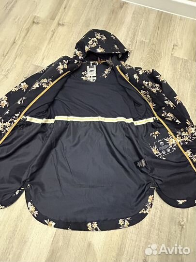 Плащ женский