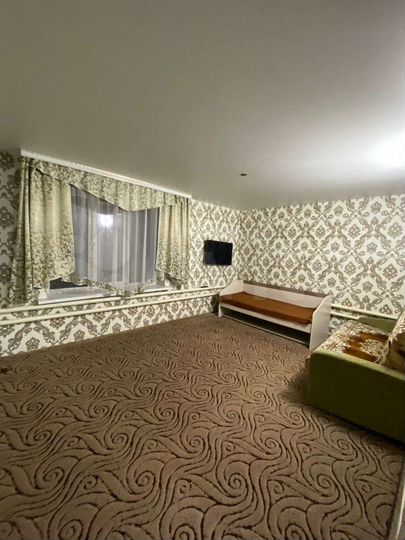 3-к. квартира, 83 м², 1/2 эт.