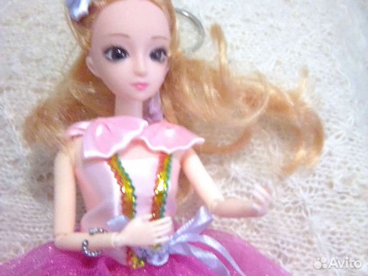 Кукла барби