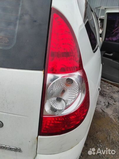 Фонарь задний правый Лада Приора 1.6 21126 2011