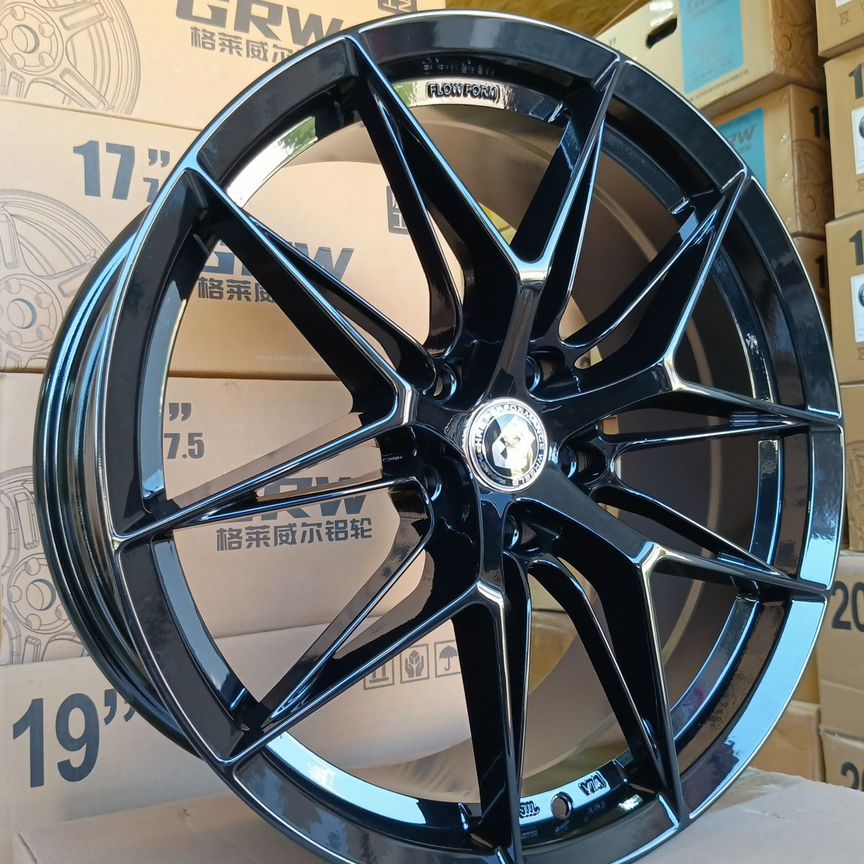 Литые диски HRE 513 8.5×R19 5×114.3