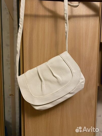 Сумка маленькая белая oodji