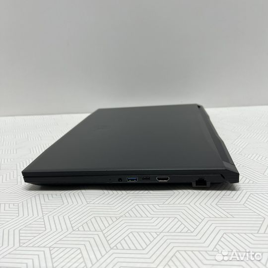 Ноутбук MSI Katana GF76
