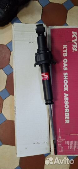 Амортизатор Honda Civic Shuttle зад 341095 kyb