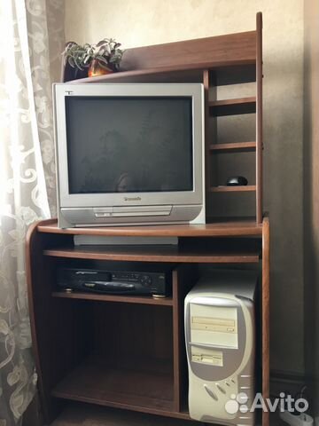 Стол компьютерный