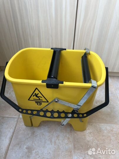 Ведро TTS Squizzy 6410 15 л с отжимом