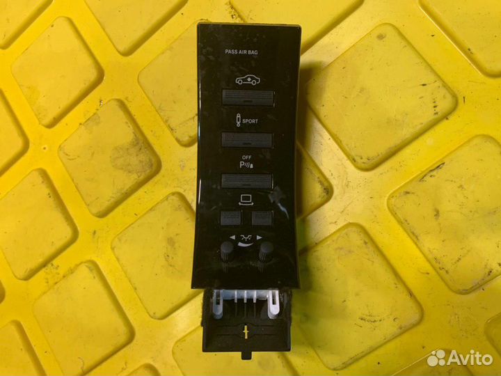 Кнопка освещения панели приборов Mercedes-Benz