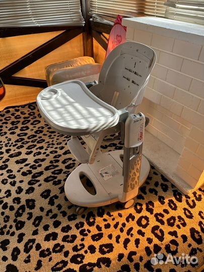 Стул для кормления