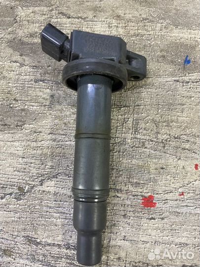 Катушка зажигания Toyota Rav4 ACA21 1azfe 2004