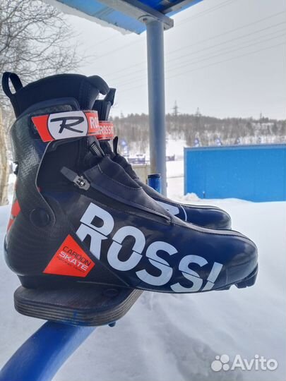 Лыжные ботинки коньковые rossignol