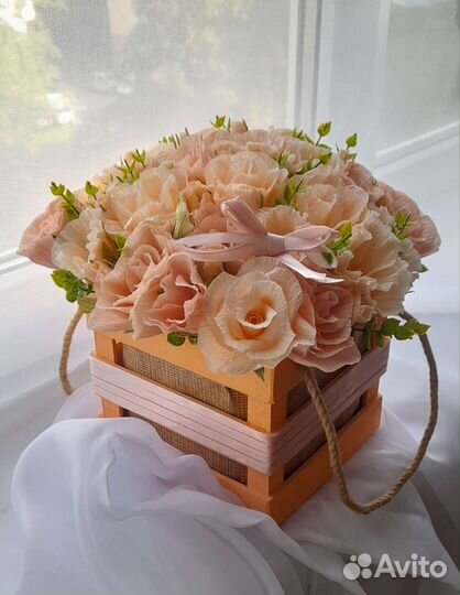 Композиция в коробке