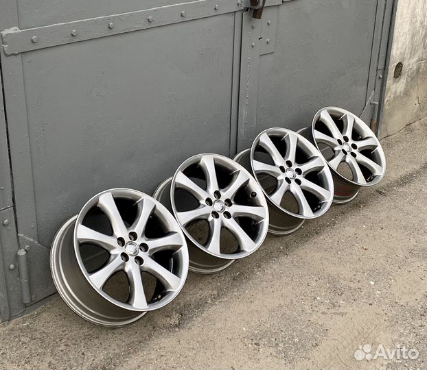 Комлект литья R17 5*100