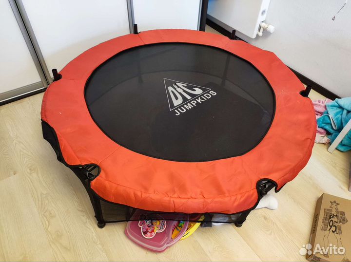 Детский батут с сеткой