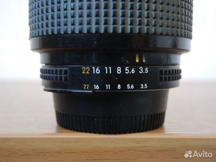 Объектив Nikon AF Nikkor 35 -135mm 1:3.5-4.5