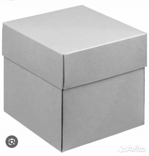 Коробка с сувенирами