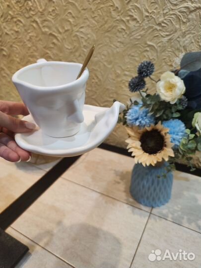Чашка с блюдцем