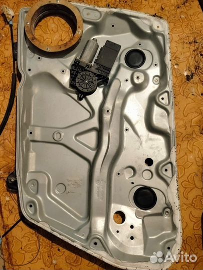 Моторчик стеклоподъемника passat б5