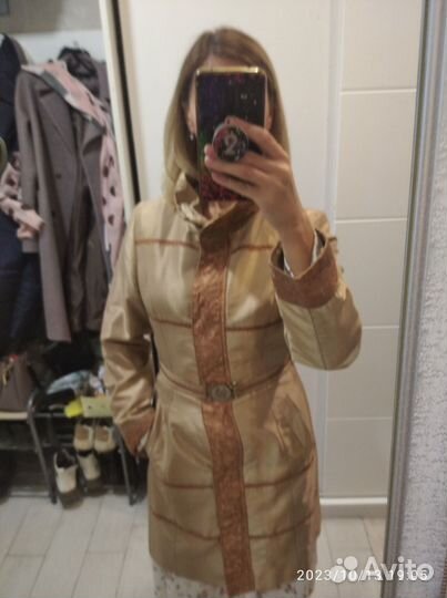 Плащ женский