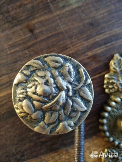 Дверная ручка латунь