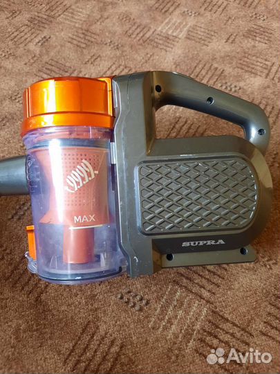 Беспроводной вертикальный пылесос