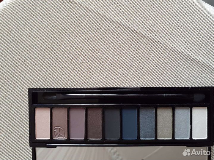 Палитра теней для век Smoky Yves Rocher