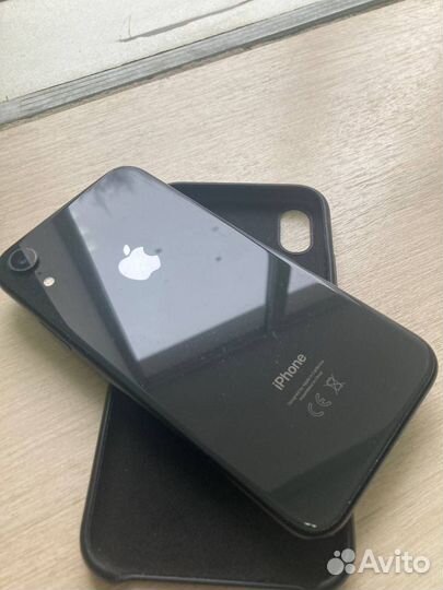 iPhone Xr, 64 ГБ