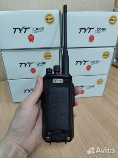 Рация TYT MD-UV390 AES-256 10 Ватт с АКБ 3600 мАч