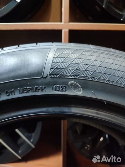 Kapsen RS26 Practical Max HP 235/55 R20 105W