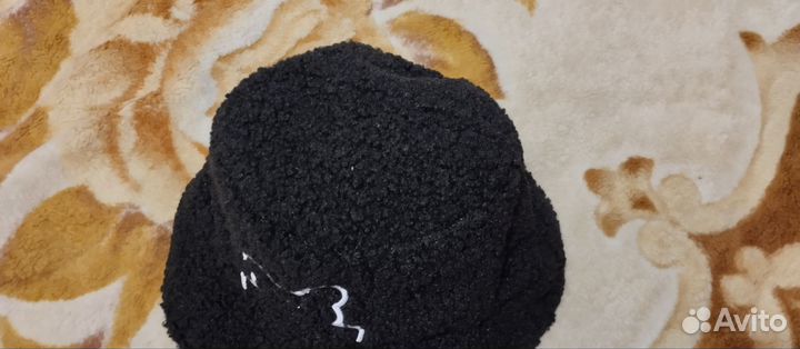 Осенняя плюшевая тёплая панама