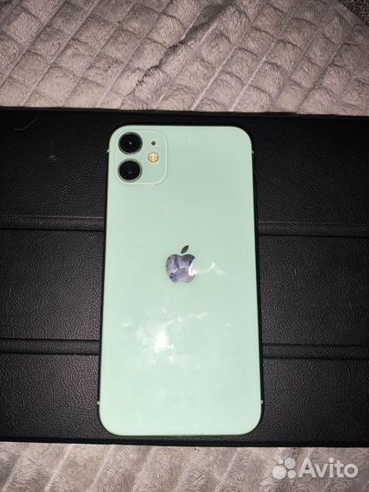 iPhone 11, 64 ГБ