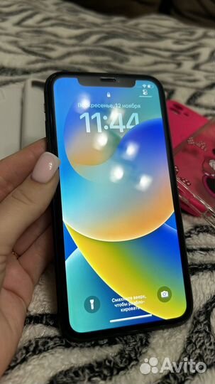 iPhone 11, 64 ГБ