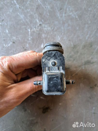 Моторчик омывателя Honda Inspire