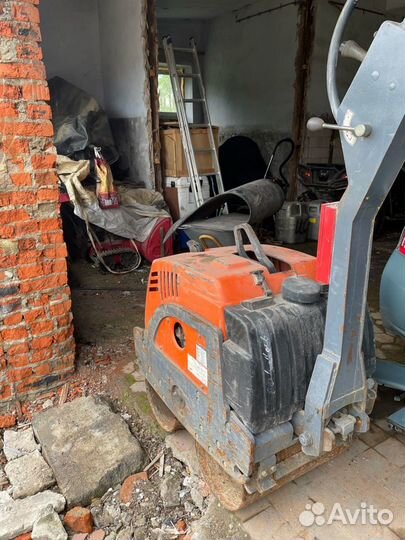 Манипулятор-эвакуатор экскаватор бурилка каток