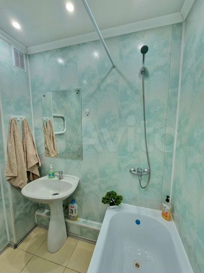 2-к. квартира, 60 м², 6/15 эт.