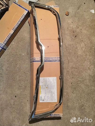 Рамка решётки радиатора skoda kodiaq