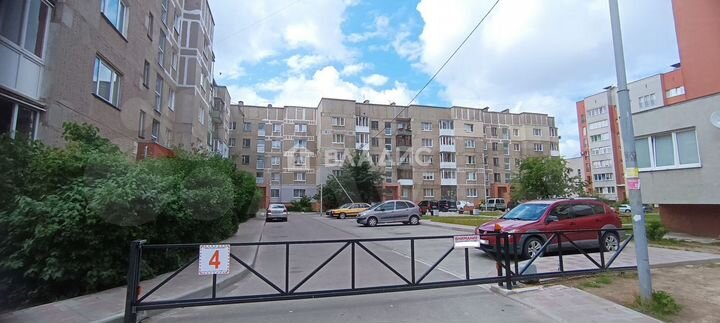 2-к. квартира, 52,9 м², 2/5 эт.
