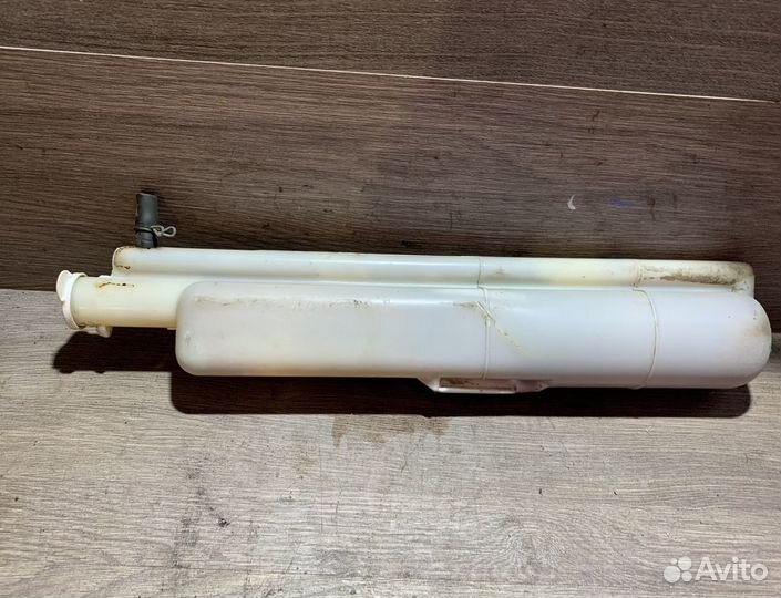 Расширительный бачок Митцубиси Лансер 9