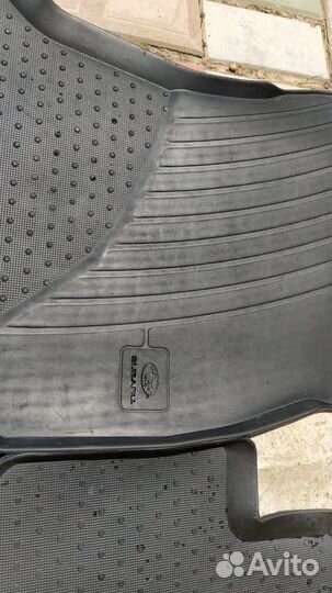 Коврики для Subaru Forester