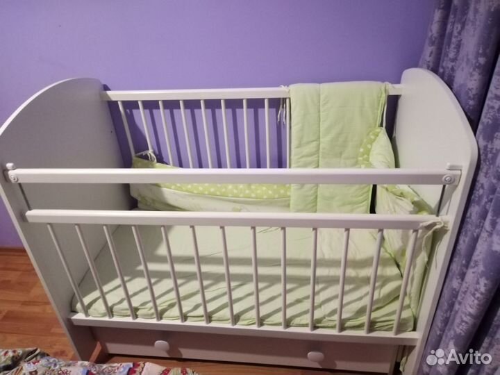 Детская кроватка