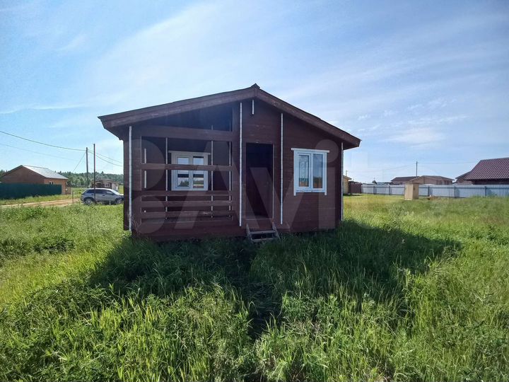 Дом 36 м² на участке 8,3 сот.