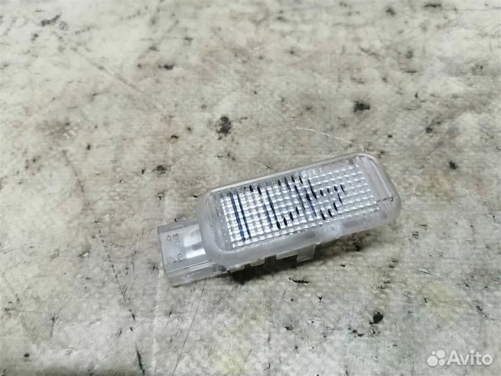 Плафон салонный Audi A4 (B8) 2007-2015