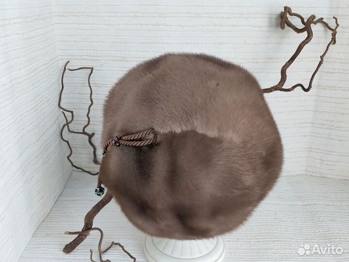 Новый берет натуральная норка бежевая 56-58 р