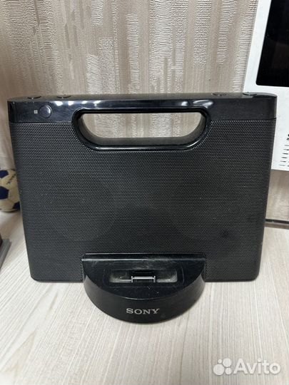 Клонка док станция Sony RDP-M5iP