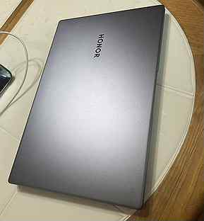 Honor magicbook x15 i3 8/256 (BBR-WAI9)