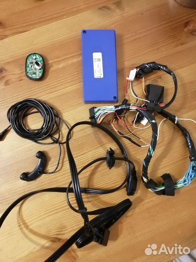 Устройство громкой связи в авто Parrot MKi9000