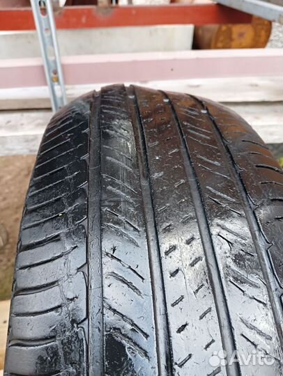 Michelin Latitude Tour HP 215/70 R16 100H