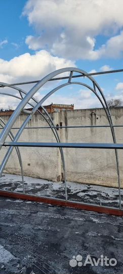 Теплица капелька