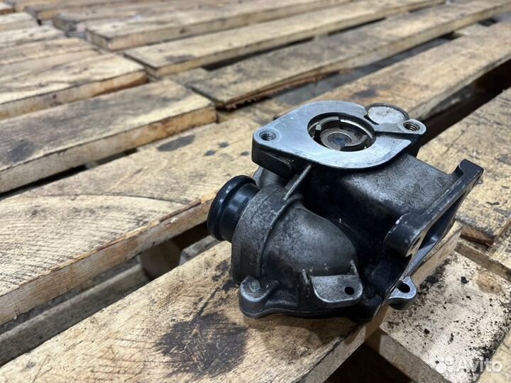 Помпа Bmw 1 E87 N46B20 2004