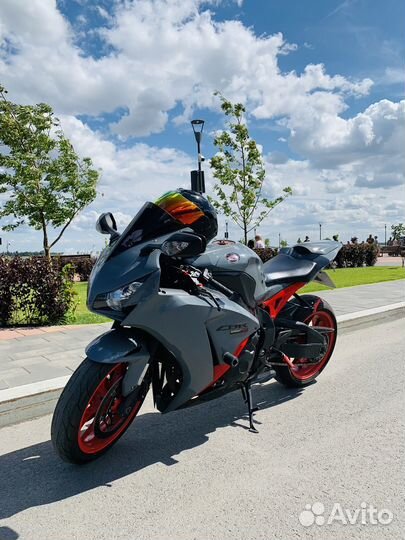 Honda CBR 1000 RR/RA