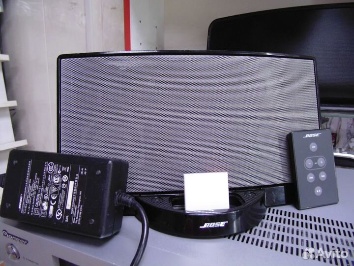 Bose SoundDock c Пультом